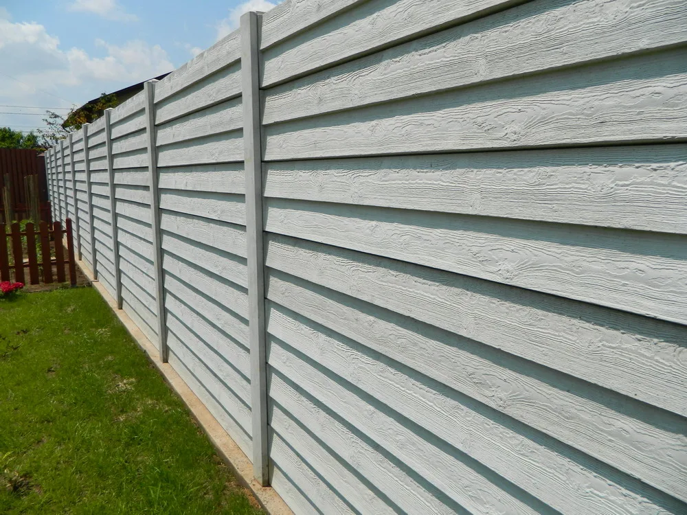 Gard prefabricat din beton Timberlap Konkret Line