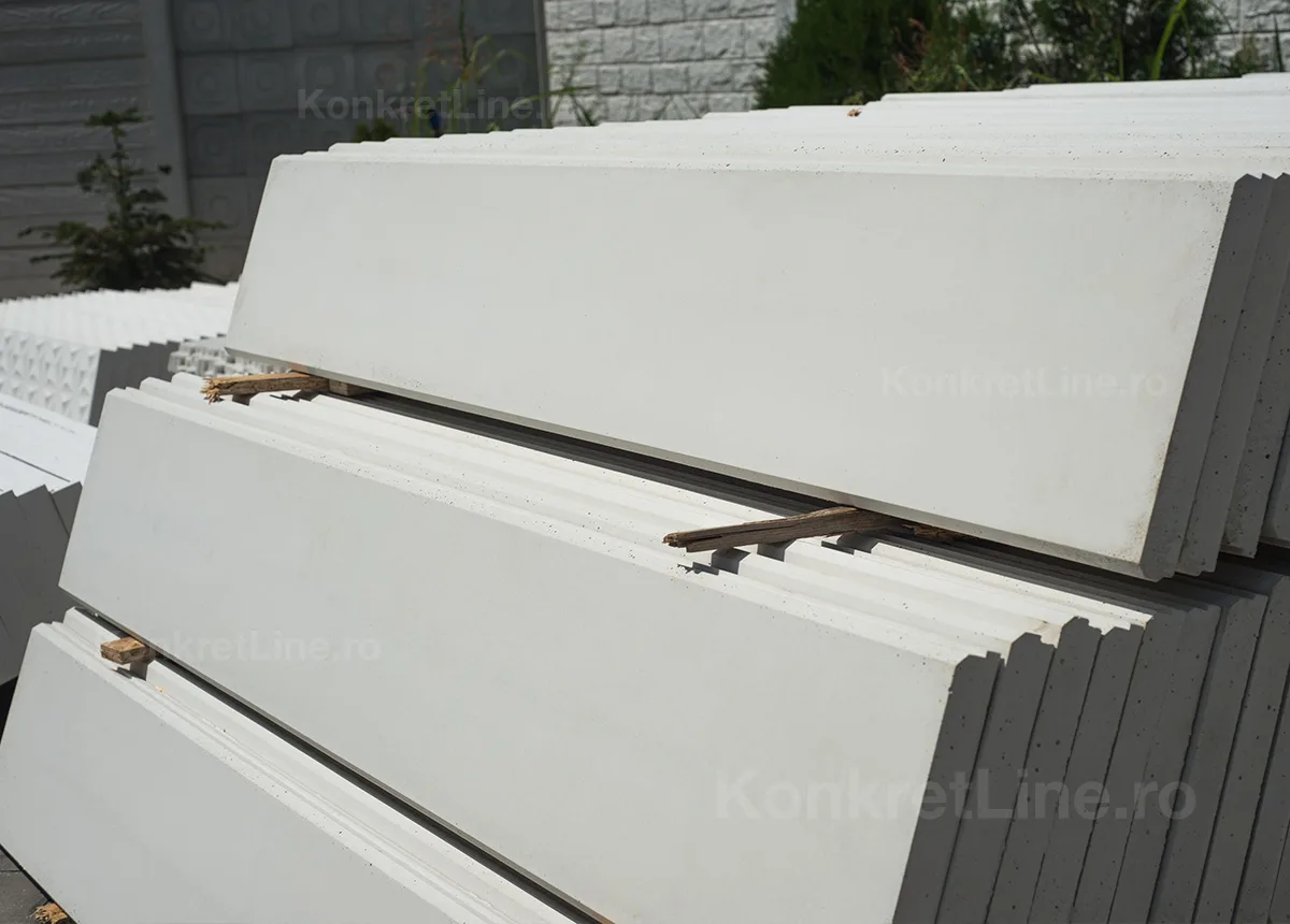 Gard prefabricat din beton Konkret Line montat